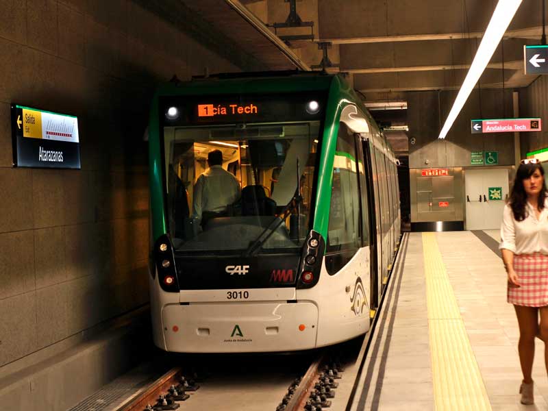 Moverse por Málaga en metro