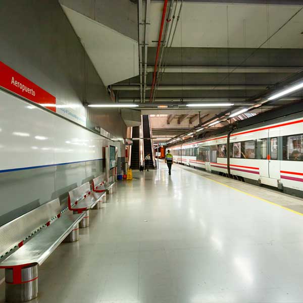 Como llegar al aeropuerto al centro de Málaga en tren